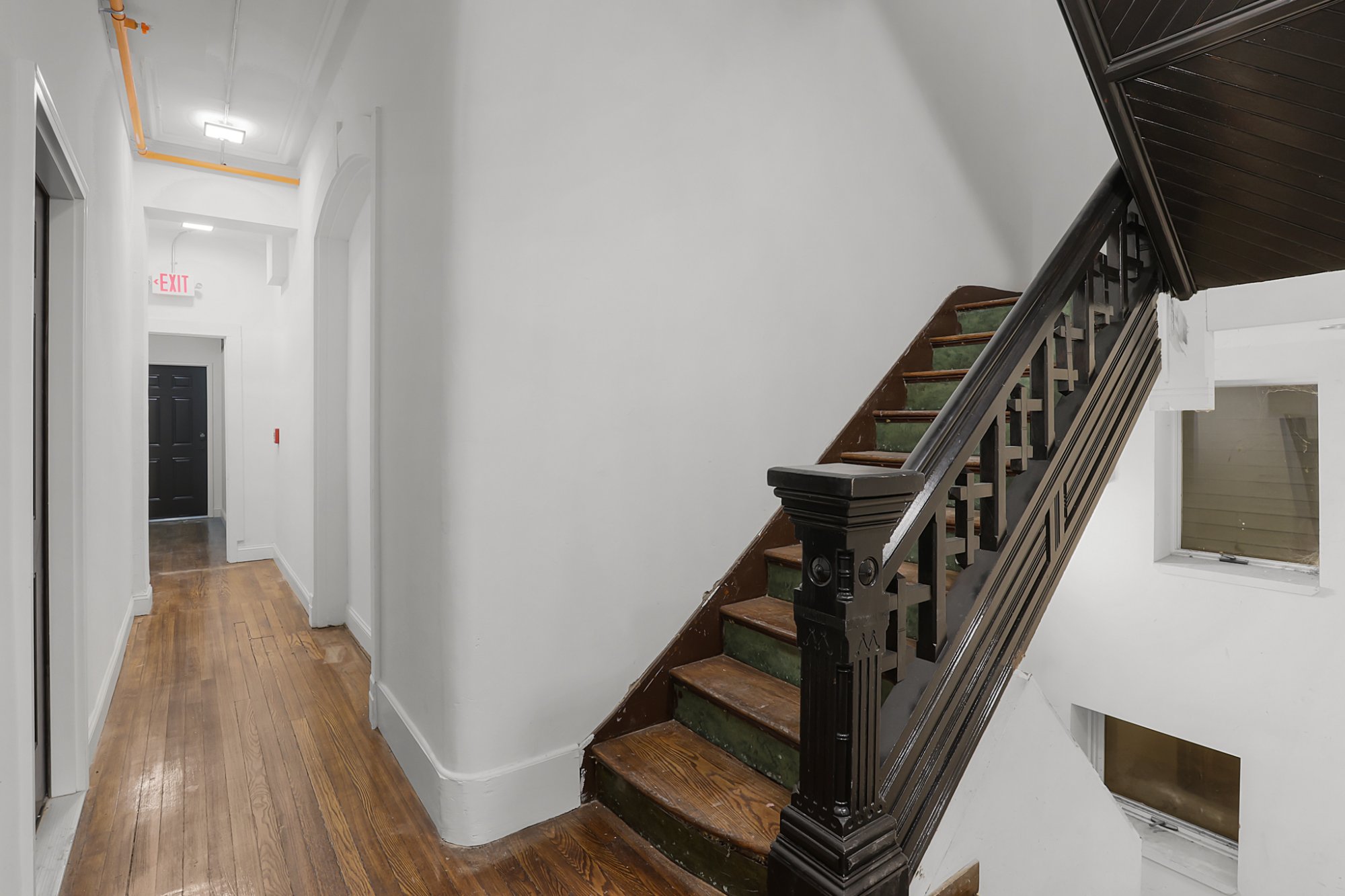 Apt 1F - Photo 5