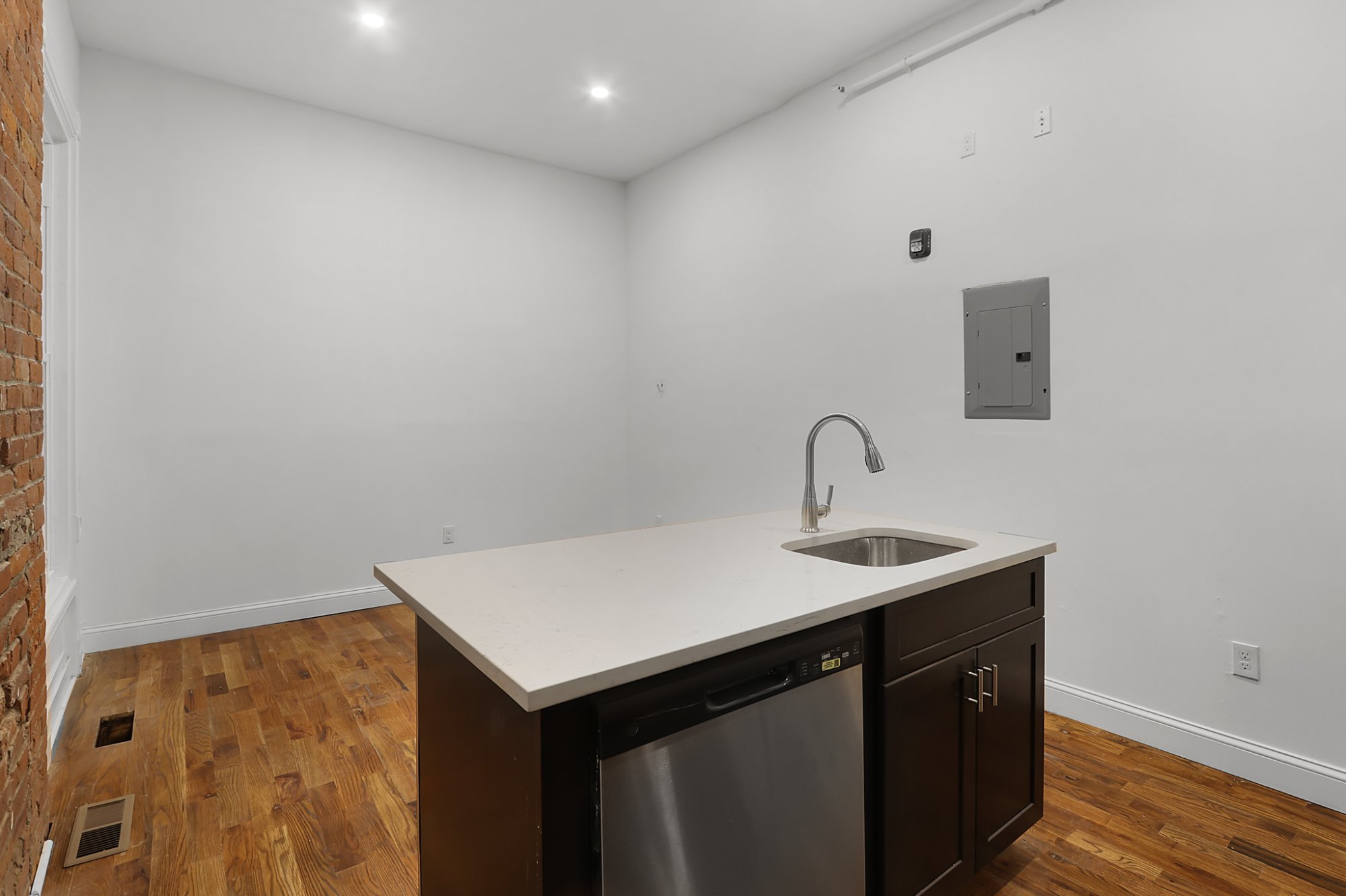 57TrumbullSt_Apt1M_NewHaven_CT-7.jpg
